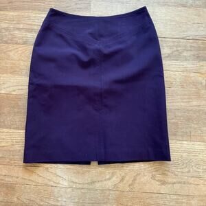 Worthington Works dark plum purple knee length pencil skirt sz 2 petite 2P b7